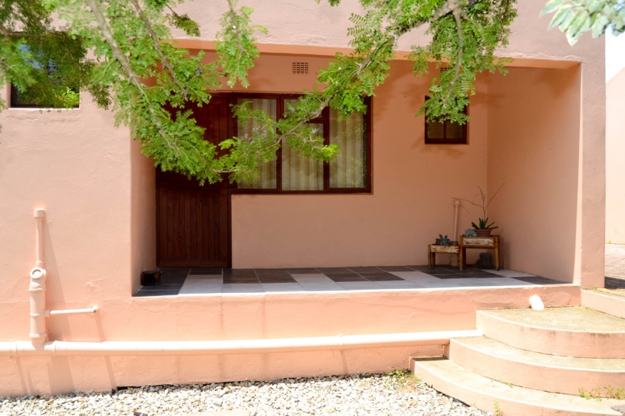 7 Bedroom Property for Sale in Suurbraak Western Cape